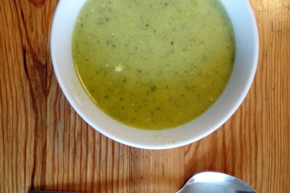 Zucchini-Kartoffel-Suppe