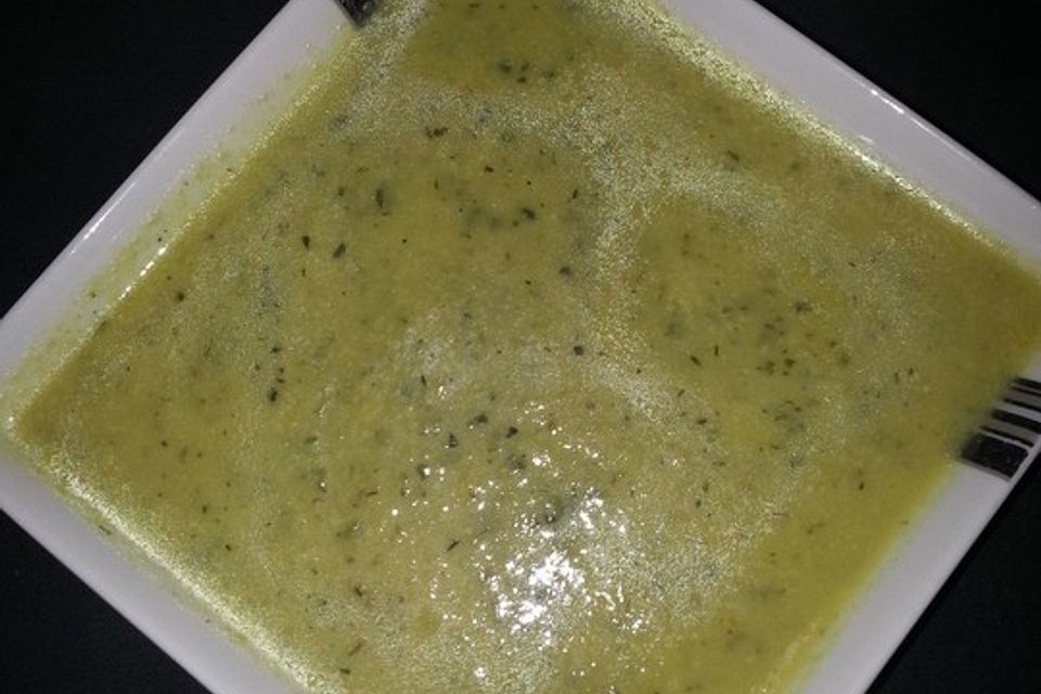 Zucchini-Kartoffel-Suppe