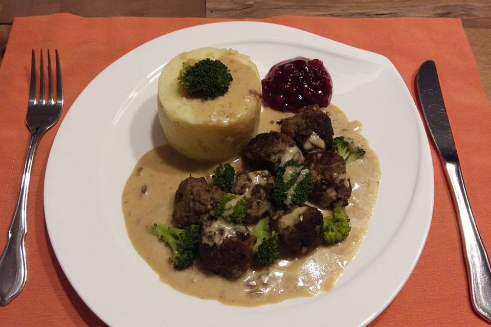 Köttbullar