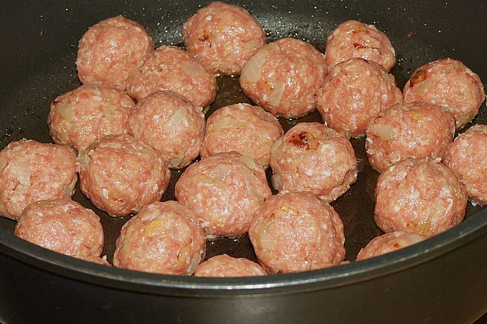 Köttbullar