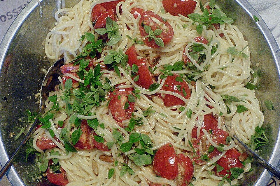 Spaghetti mit Cocktailtomaten