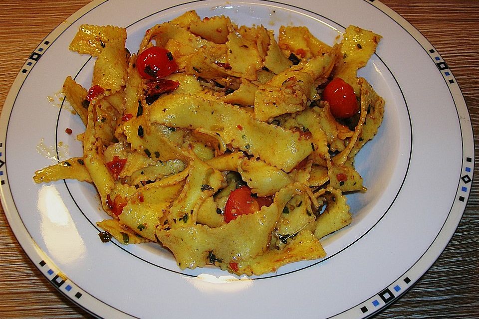 Spaghetti mit Cocktailtomaten