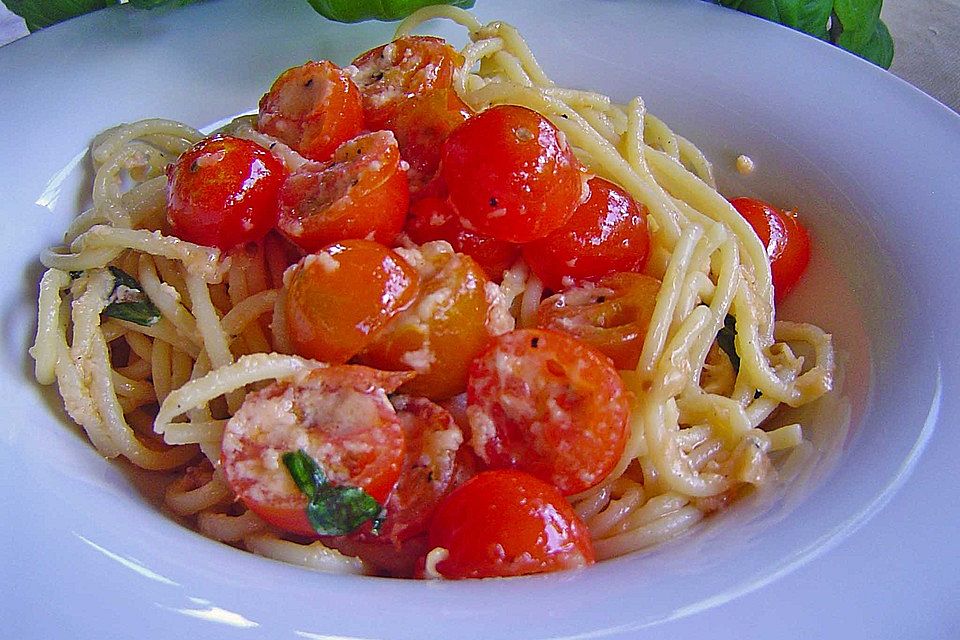 Spaghetti mit Cocktailtomaten