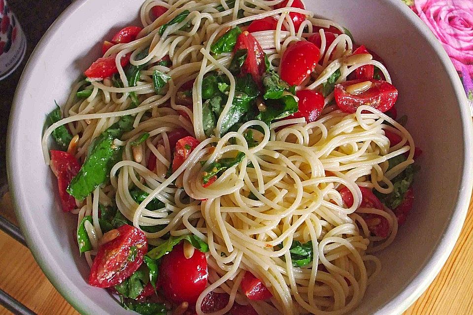 Spaghetti mit Cocktailtomaten