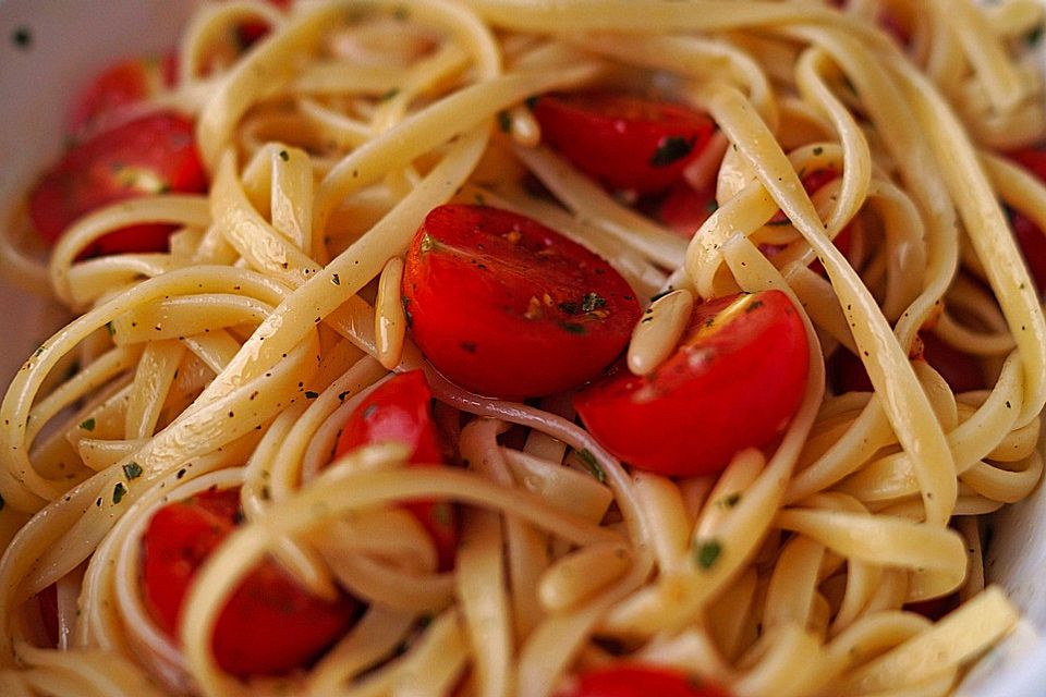 Spaghetti mit Cocktailtomaten