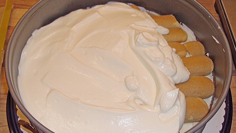 Tiramisu mit selbstgebackenem Biskuit von anette