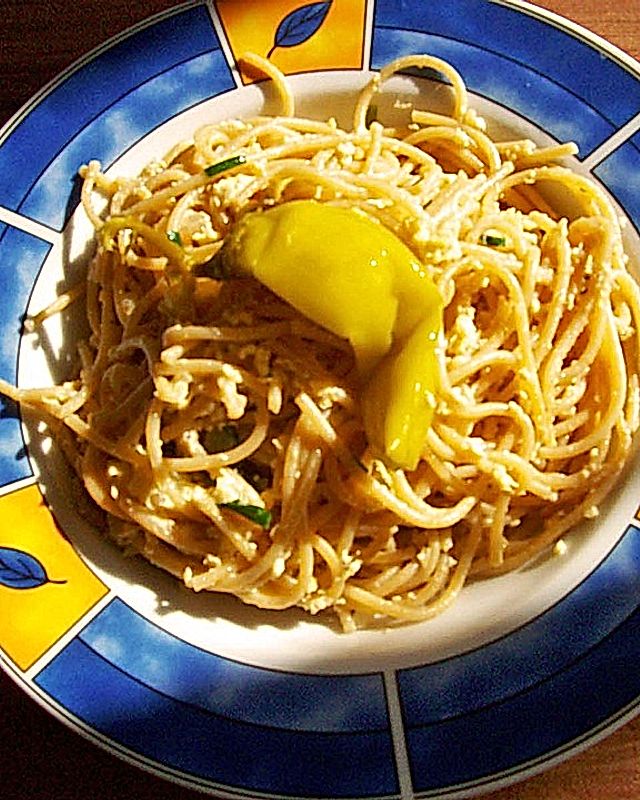 Spaghetti, ähnlich wie Carbonara, jedoch vegetarisch