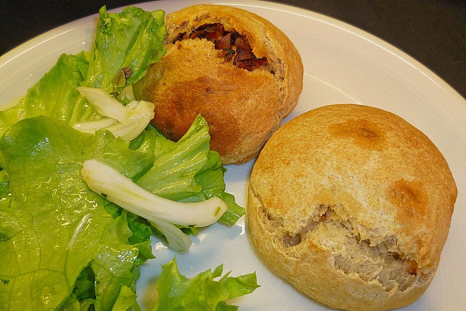 Kartoffelbrötchen mit Schinkenfülle