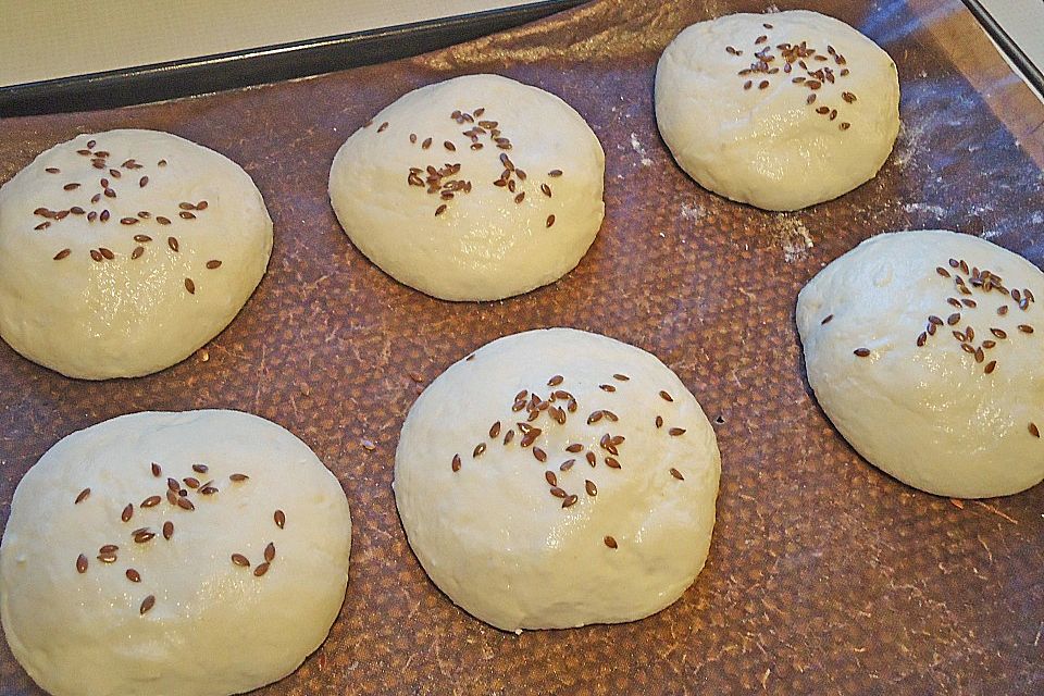 Kartoffelbrötchen mit Schinkenfülle