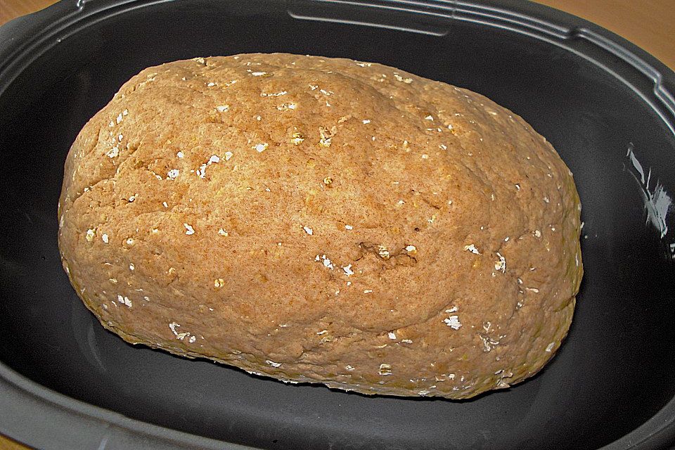 Buttermilchbrot mit Haferflocken Buttermilchbrot mit Haferflocken