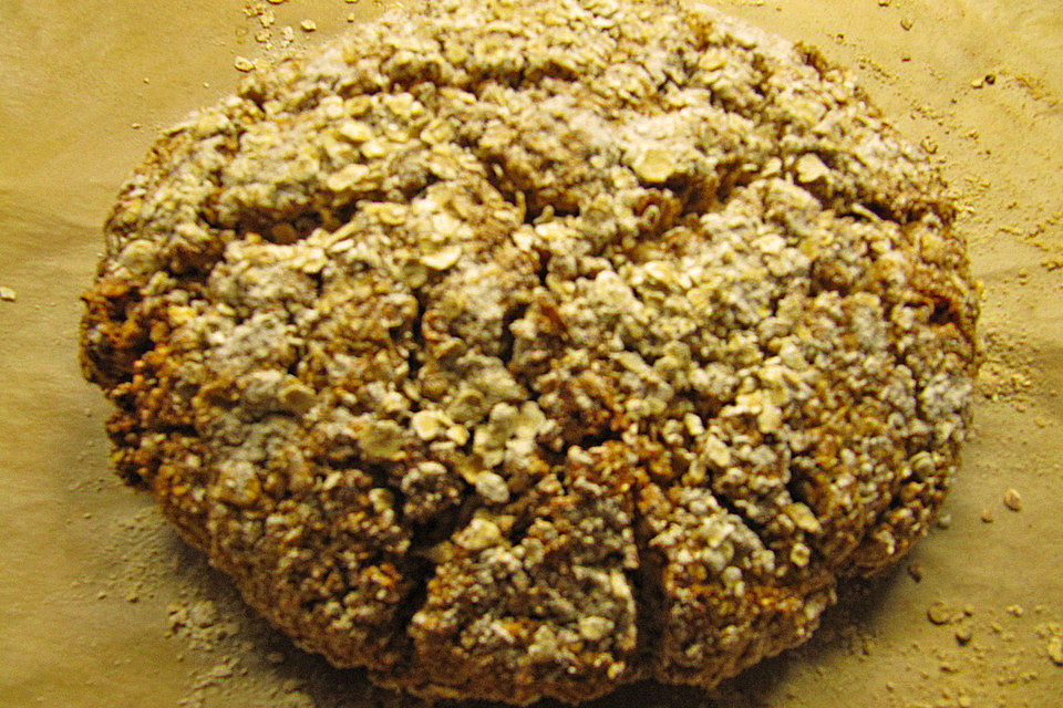 Buttermilchbrot mit Haferflocken Buttermilchbrot mit Haferflocken