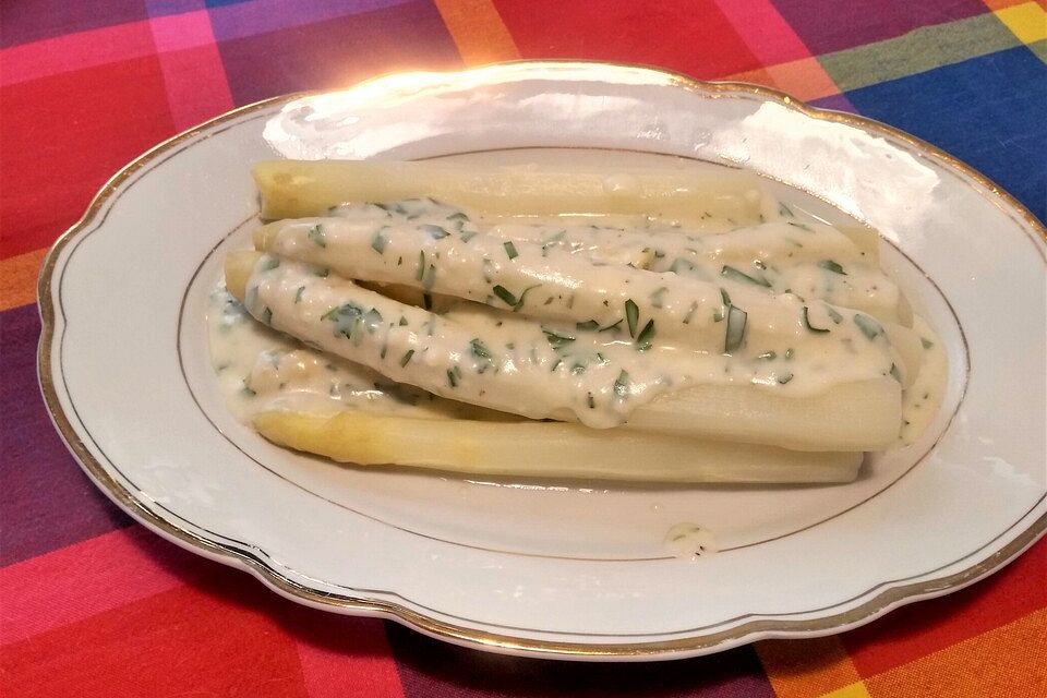 Estragonsoße, ideal zu Spargel und ganz einfach