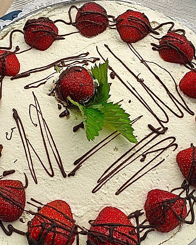 Erdbeer - Milka - Torte