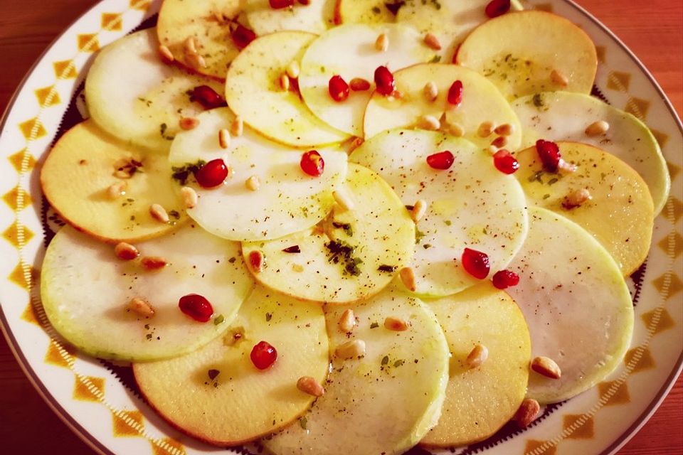 Feuervogels Kohlrabi - Apfel - Salat