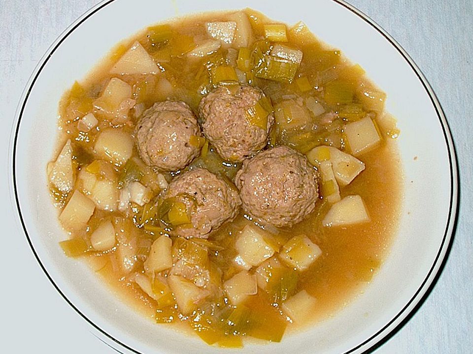 Porree - Suppe mit Currybällchen von Wupper| Chefkoch