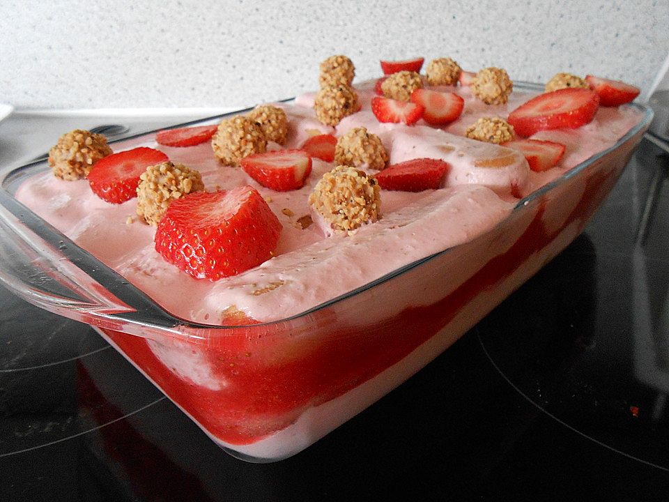Erdbeer - Tiramisu von missoliver| Chefkoch
