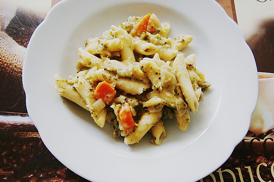 Pasta mit Kräutersauce