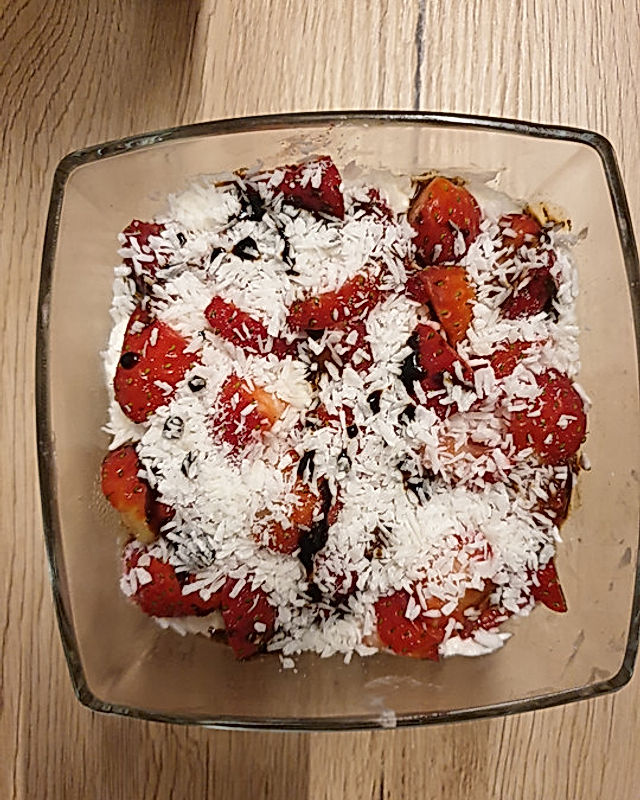 Erdbeer-Tiramisu-Dessert