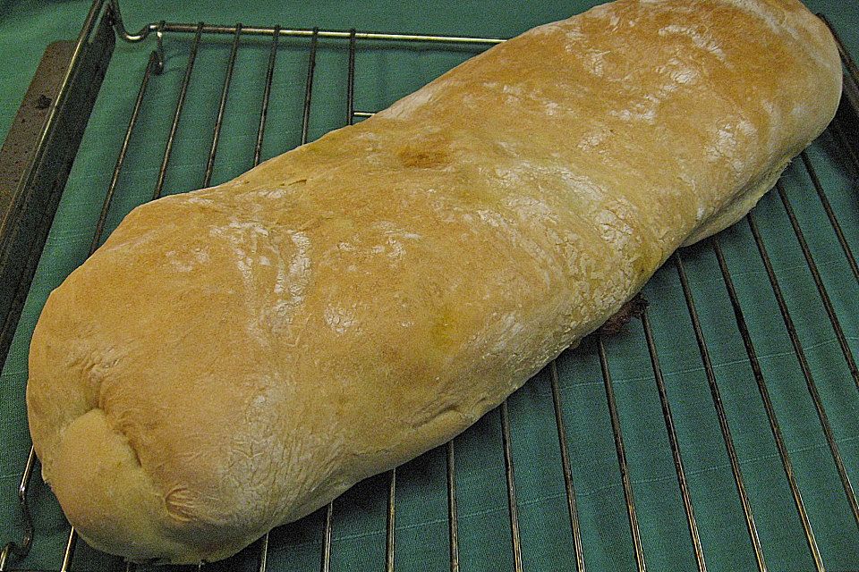 Kürbisbrot mit Speck und Ziegenkäse Kürbisbrot mit Speck und Ziegenkäse