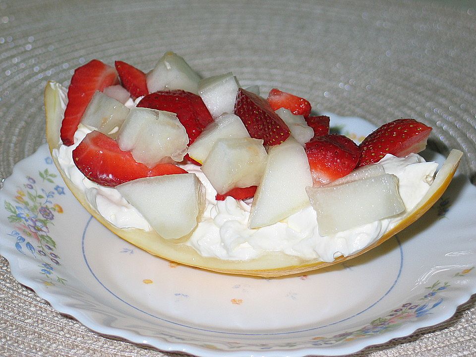Melone mit Erdbeeren und Frischkäsecreme von susannemsb| Chefkoch
