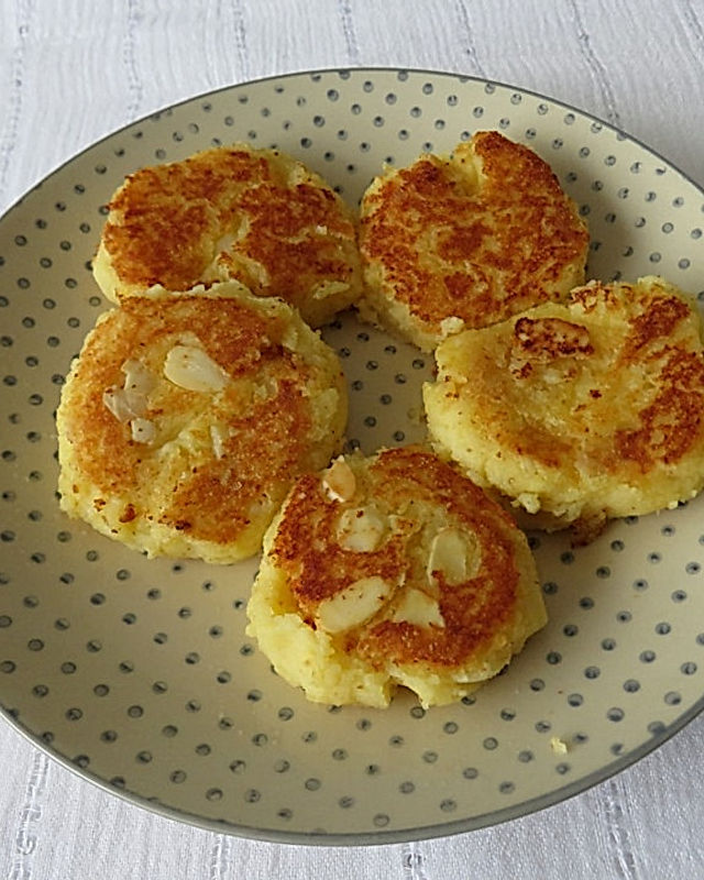 Buttermilch - Kartoffelbratlinge mit Speckkrusteln