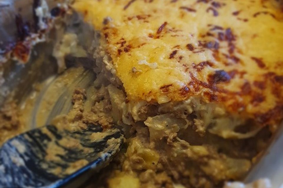 Kohlrabi-Kartoffel-Hackfleisch-Gratin