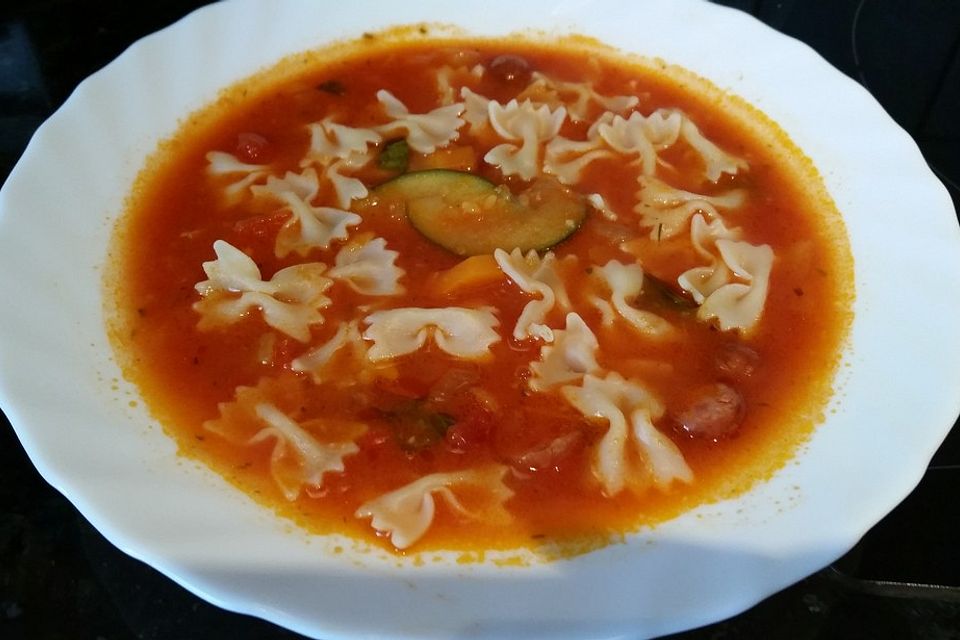 Andys fast vegetarische Minestrone