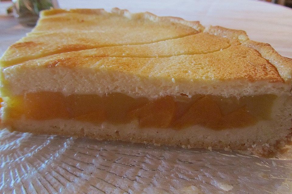 Pfirsichkuchen mit saftigem Guss