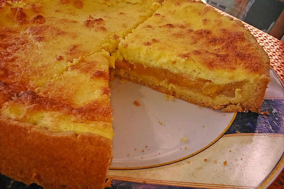 Pfirsichkuchen mit saftigem Guss