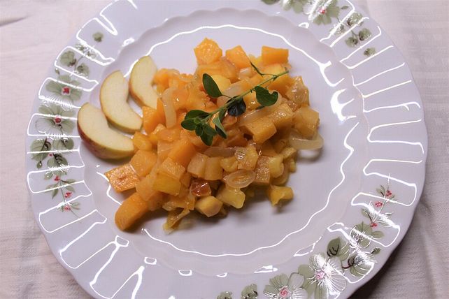 Steckrüben mit Äpfeln und Zwiebeln von quargl| Chefkoch