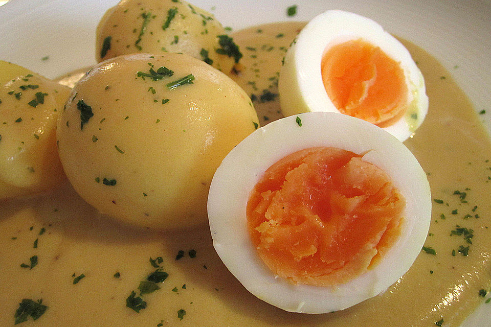 Eier in Senfsauce