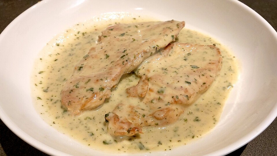 Hähnchenbrust mit Kräutersoße