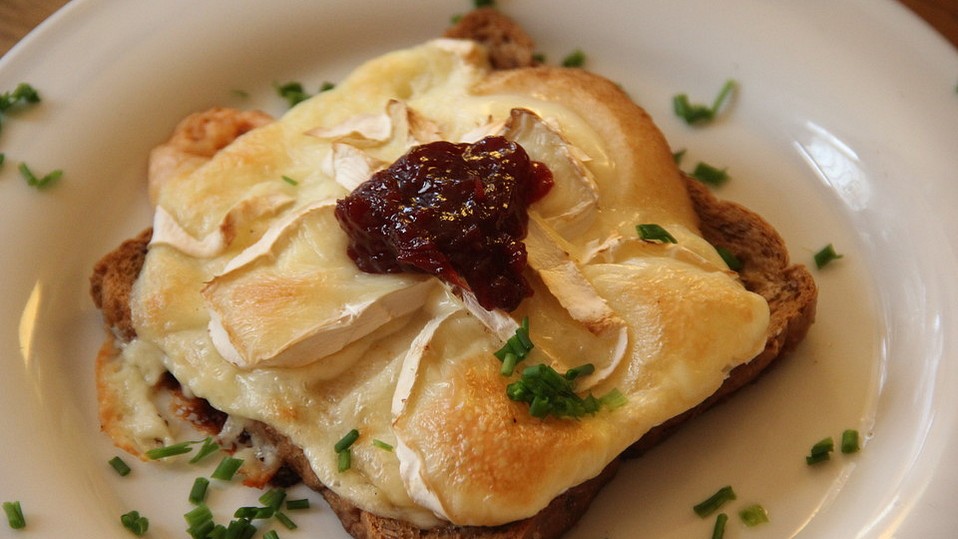 Camembert-Birnen-Toast von Safaro