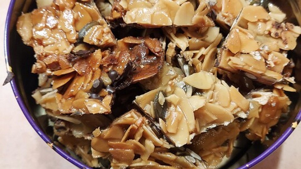 Florentiner mit Mandeln und Kürbiskernen von protectorange1 Florentiner mit Mandeln und Kürbiskernen von protectorange1