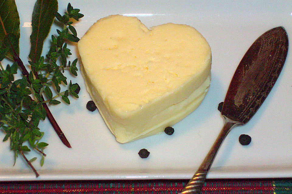 Selbstgemachte Butter