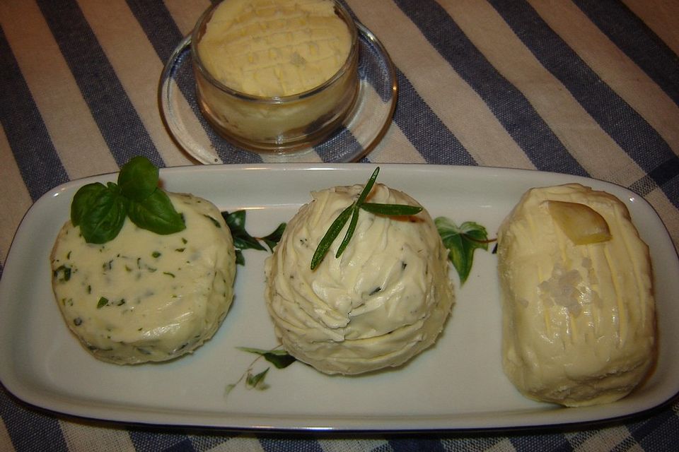 Selbstgemachte Butter