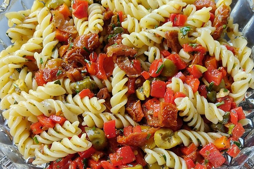 Antipasti - Nudelsalat