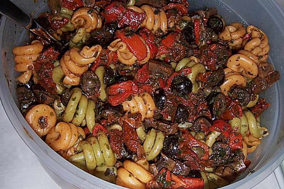 Antipasti - Nudelsalat