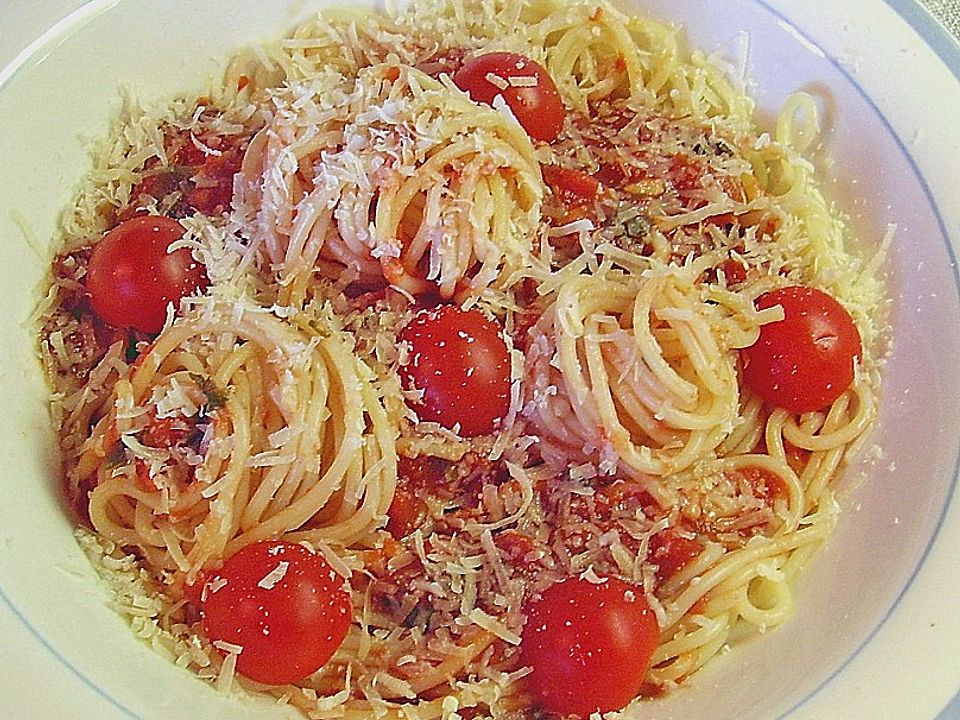 Spaghetti mit kalter Tomatensauce von sunnypg| Chefkoch