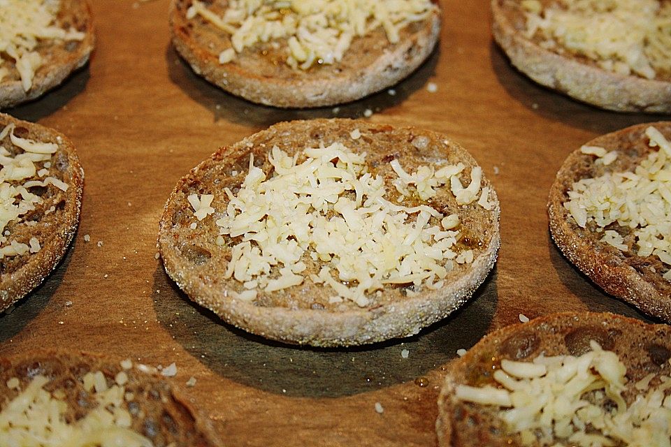 Pizza - Toastbrötchen Pizza - Toastbrötchen