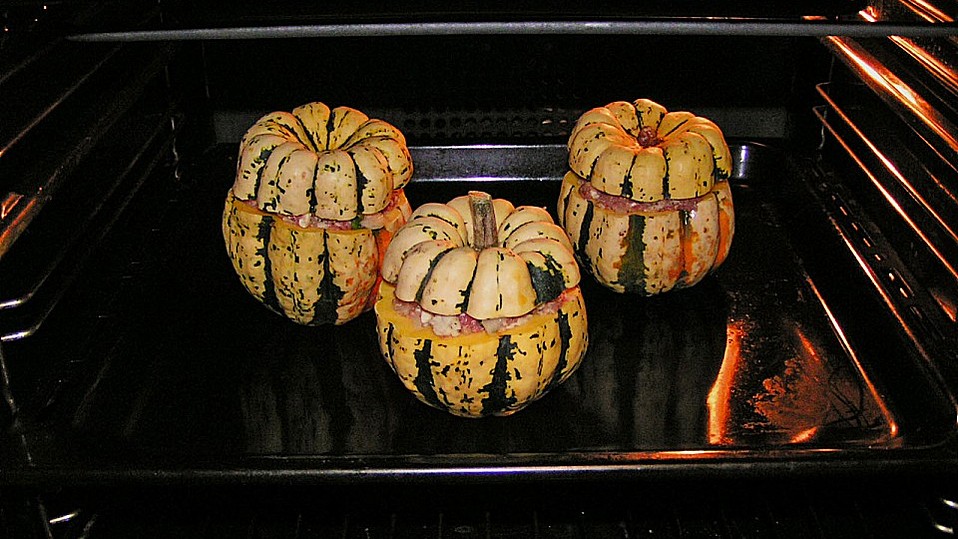 Gefüllte Mini - Kürbisse aus dem Ofen von jesusfreak Gefüllte Mini - Kürbisse aus dem Ofen von jesusfreak