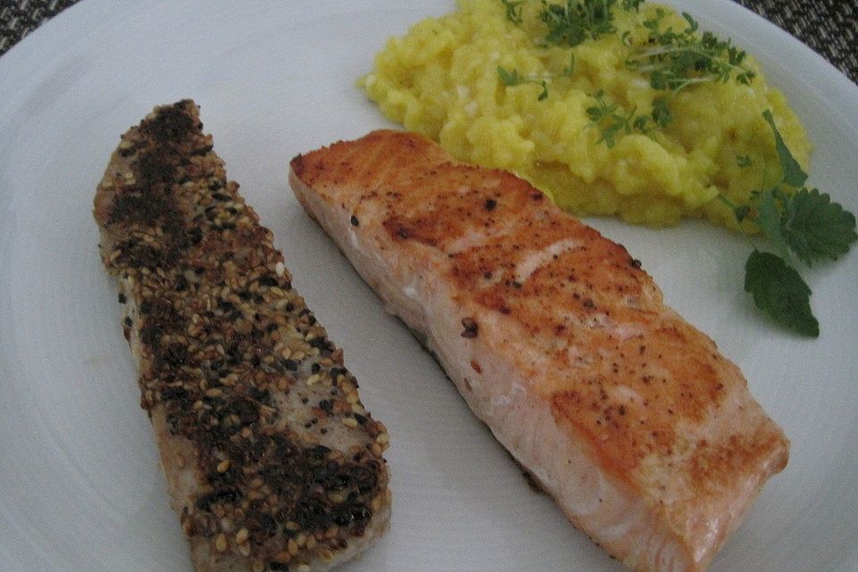 Thunfisch in Sesampanade mit Frühlingszwiebeln