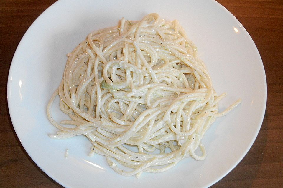 Spaghettisalat