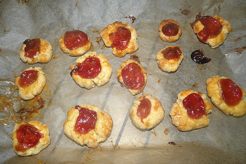 Husarenkrapfen ohne Nüsse