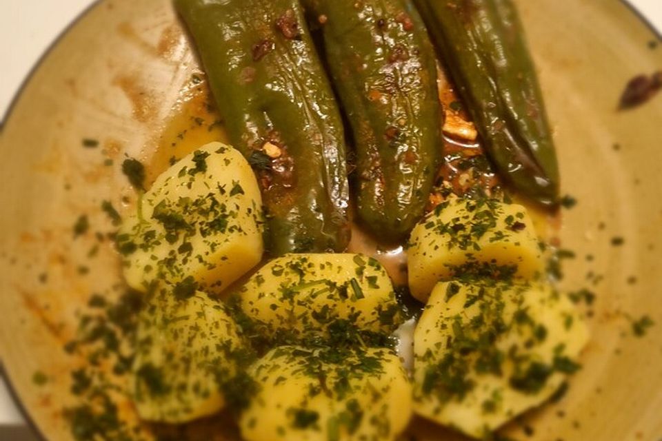 Türkische Paprika aus dem Backofen - sehr knackig