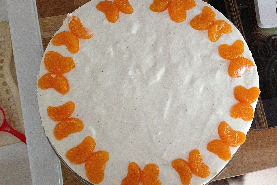 Quark - Joghurt - Sahne - Torte mit Mandarinen