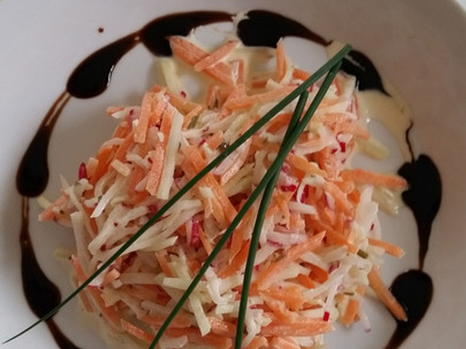 Radieschen - Möhren - Rettich - Kohlrabi - Salat von super-mama2| Chefkoch