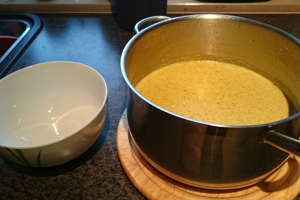 Brokkoli Süßkartoffel Suppe