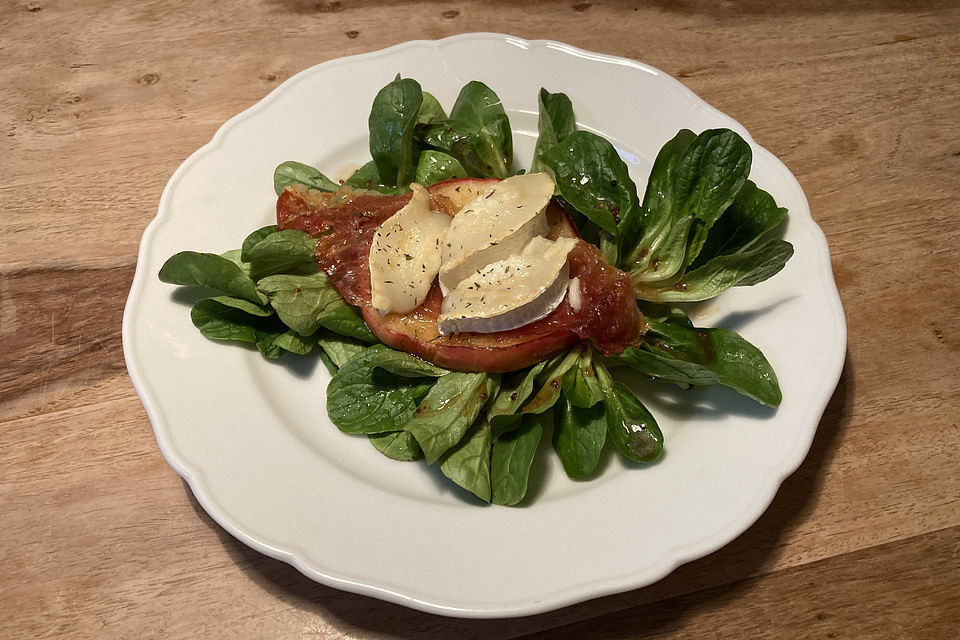 Gudruns Apfel-Speck-Ziegenkäsetürmchen mit Honig und Thymian