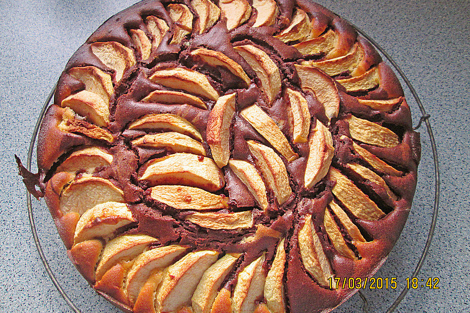 Apfel - Marzipankuchen